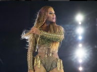 Beyonce w znakomitych stylizacjach na scenie